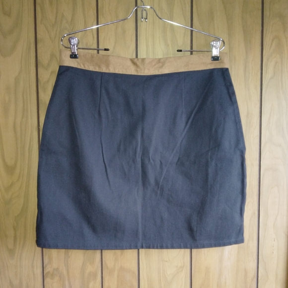 SKIRT Primark Atmosphere Button Front Skirt, Black and Tan, NWT - Picture 9 of 9